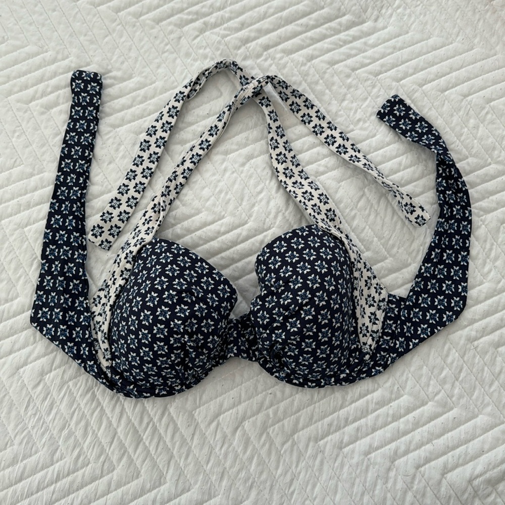 Tommy Bahama Underwire Halter Bikini Top